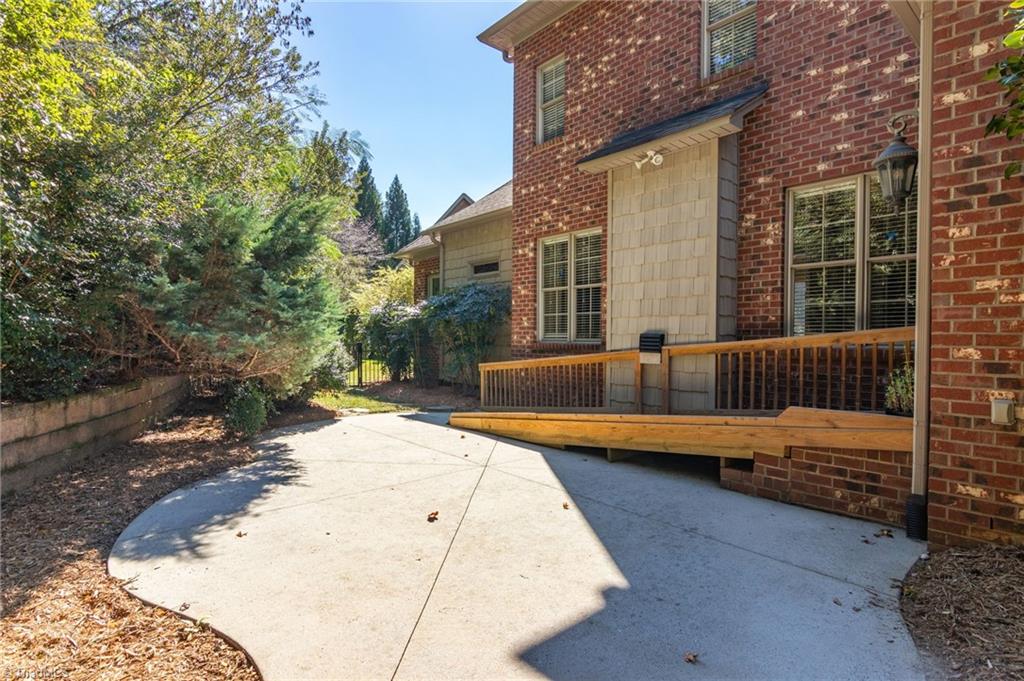 125 Holly Hill Court Property Photo 43