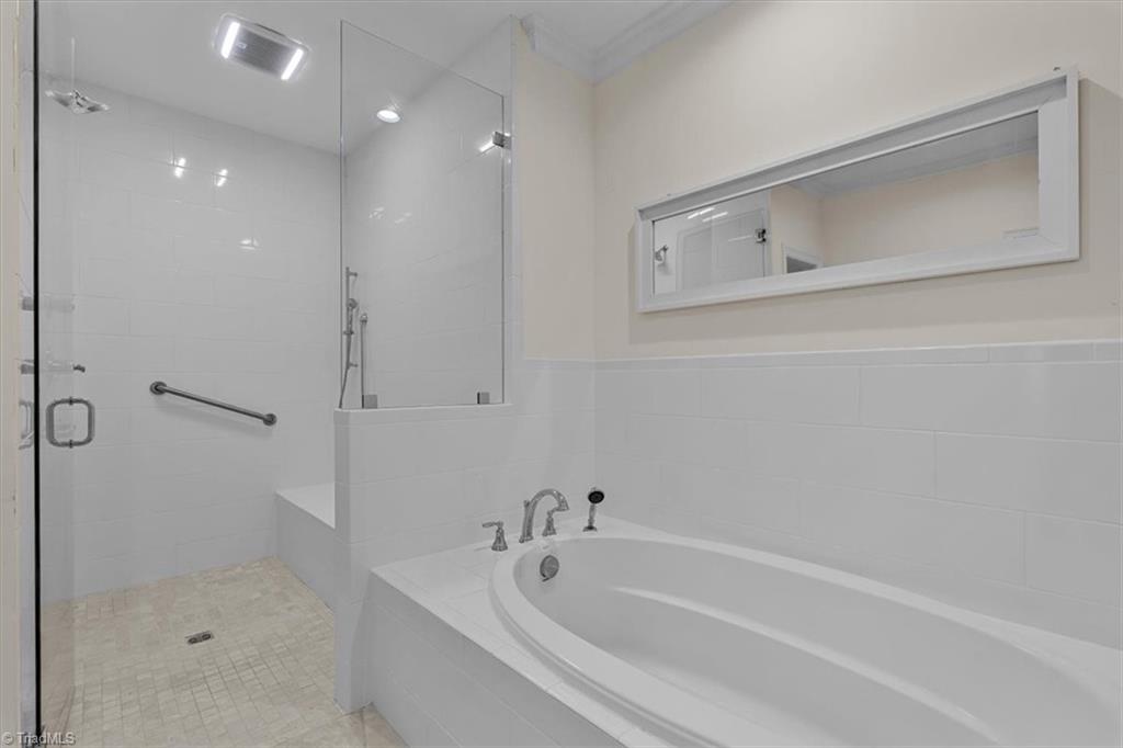 3 Sommerton Court Property Photo 19