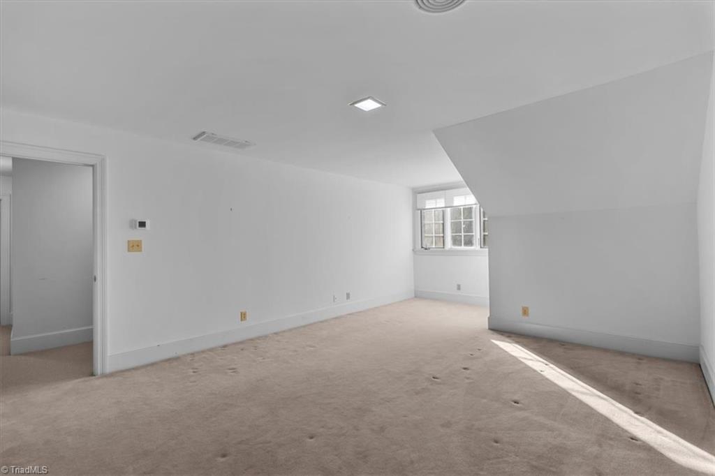 3 Sommerton Court Property Photo 25