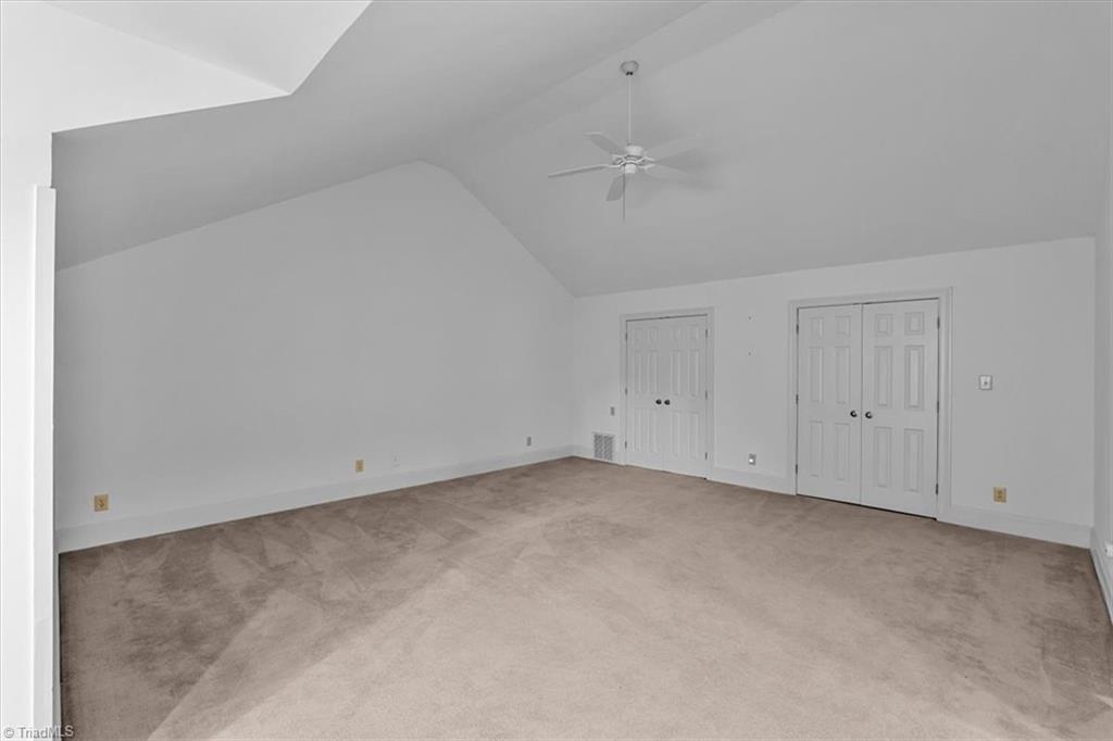 3 Sommerton Court Property Photo 28