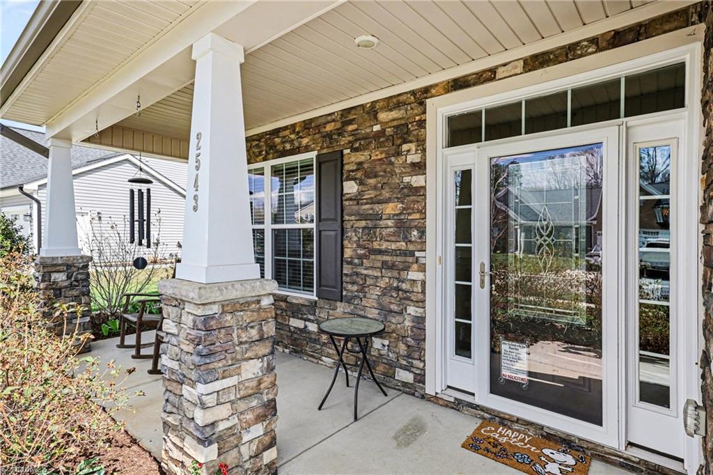 2543 Redwood Hill Court Property Photo 5
