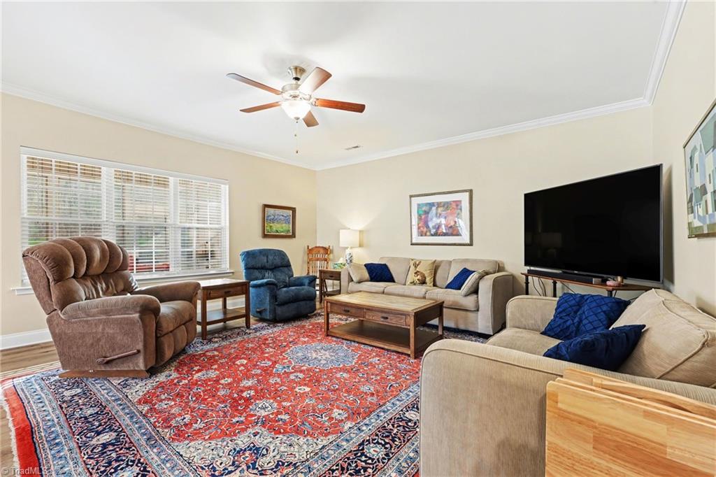 2543 Redwood Hill Court Property Photo 10