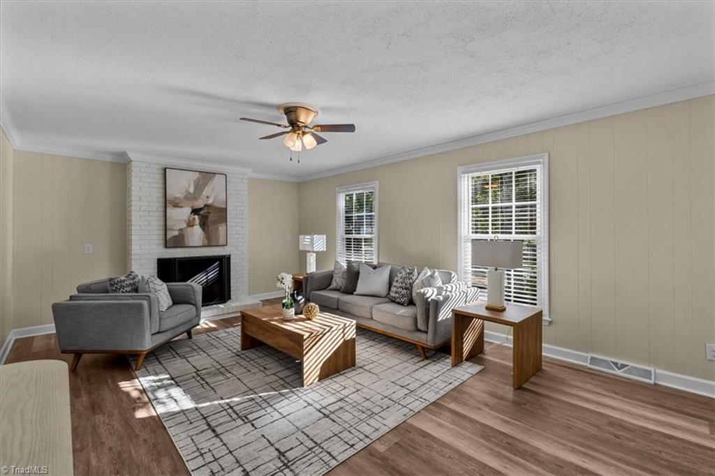 606 Pleasant Drive Property Photo 4