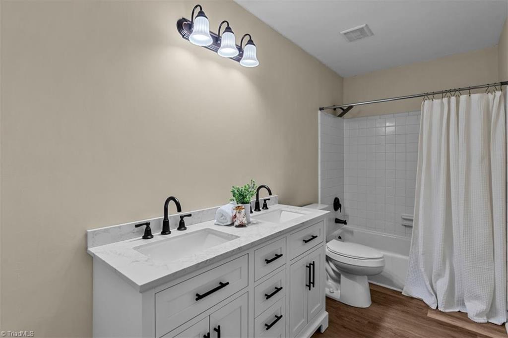 606 Pleasant Drive Property Photo 17