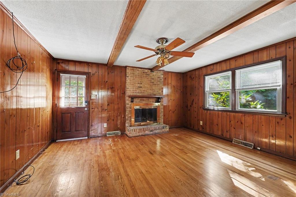 5311 Bennington Drive Property Photo 3