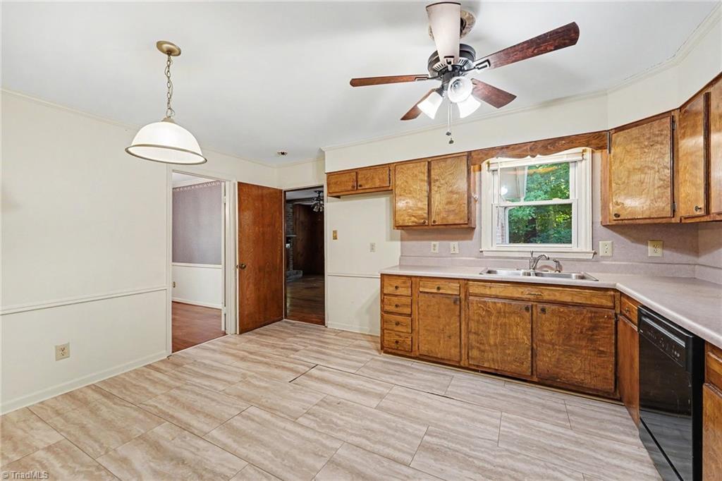 5311 Bennington Drive Property Photo 15