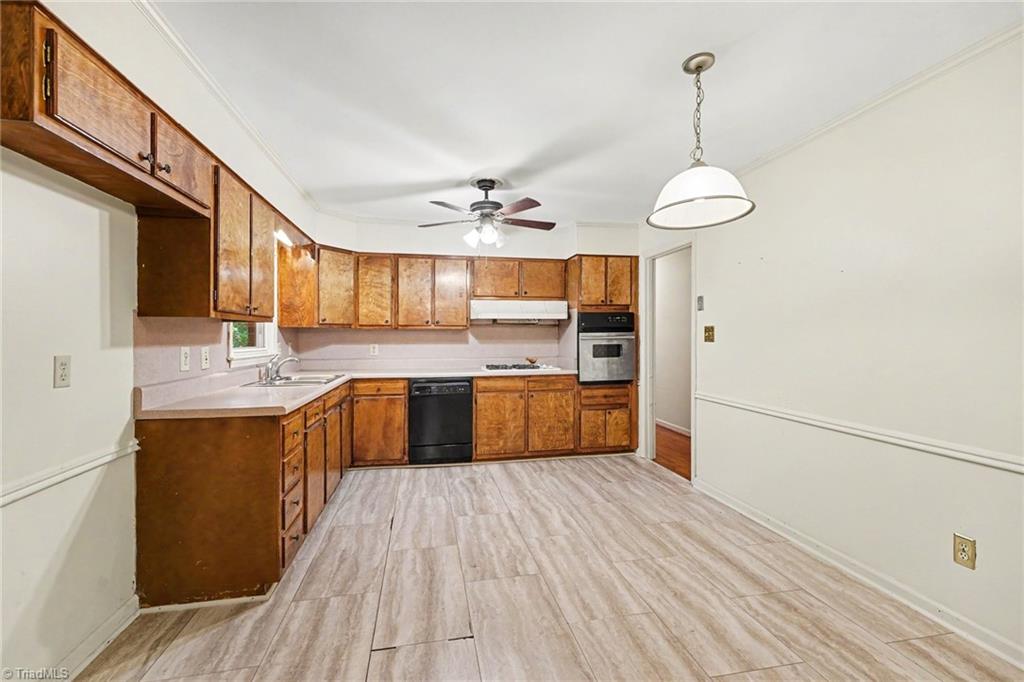 5311 Bennington Drive Property Photo 16