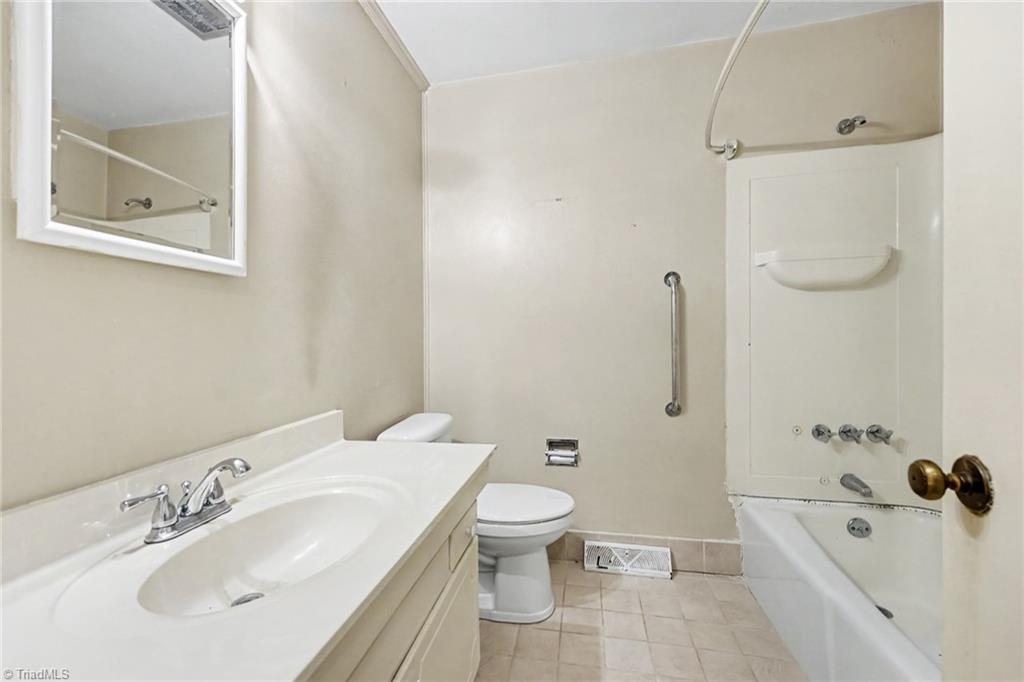 5311 Bennington Drive Property Photo 25