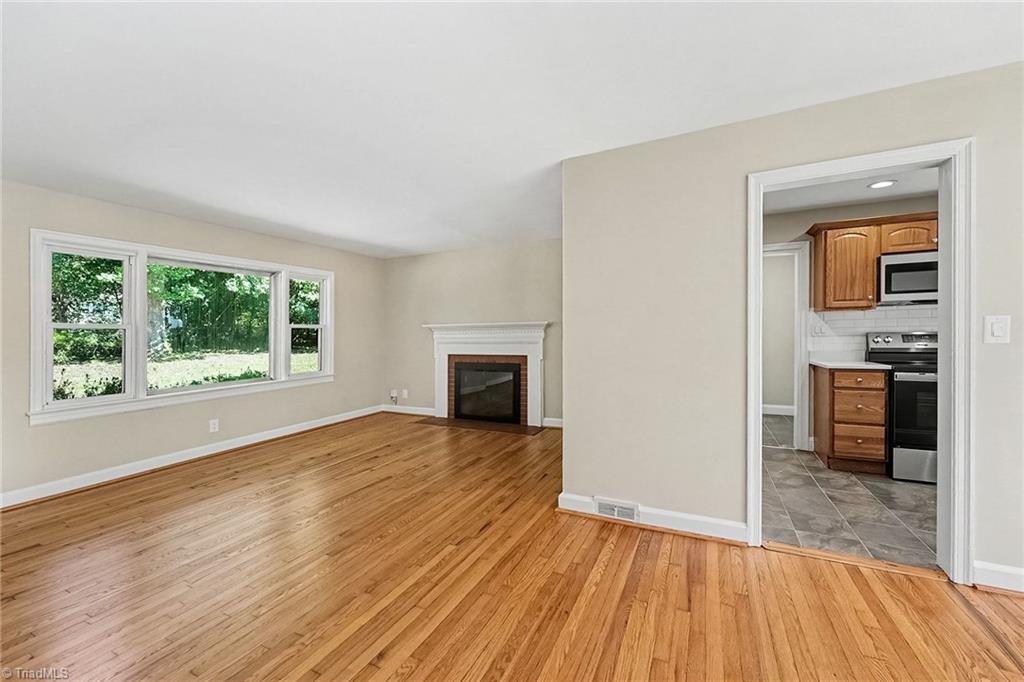 3708 Parkwood Drive Property Photo 15