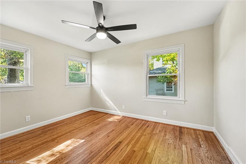 3708 Parkwood Drive Property Photo 17