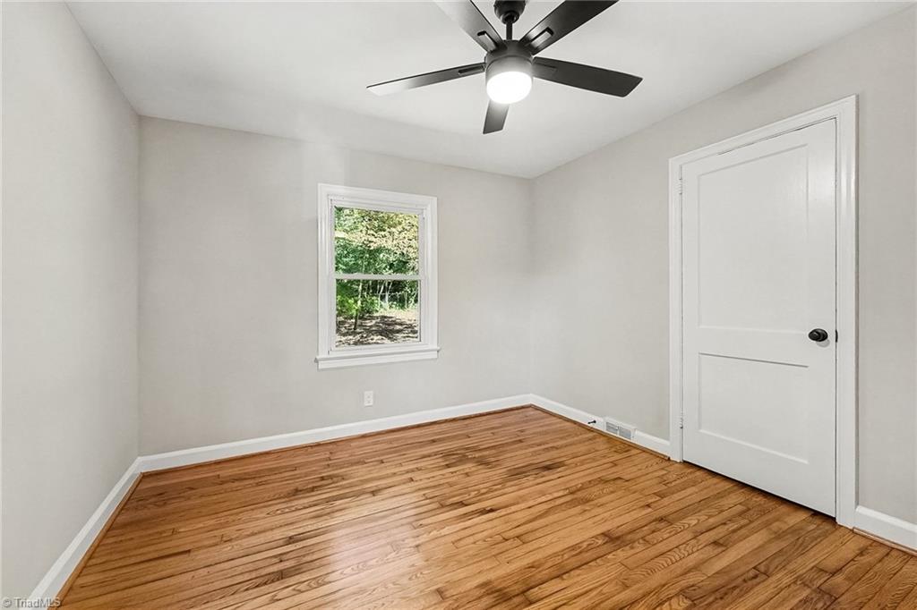 3708 Parkwood Drive Property Photo 23