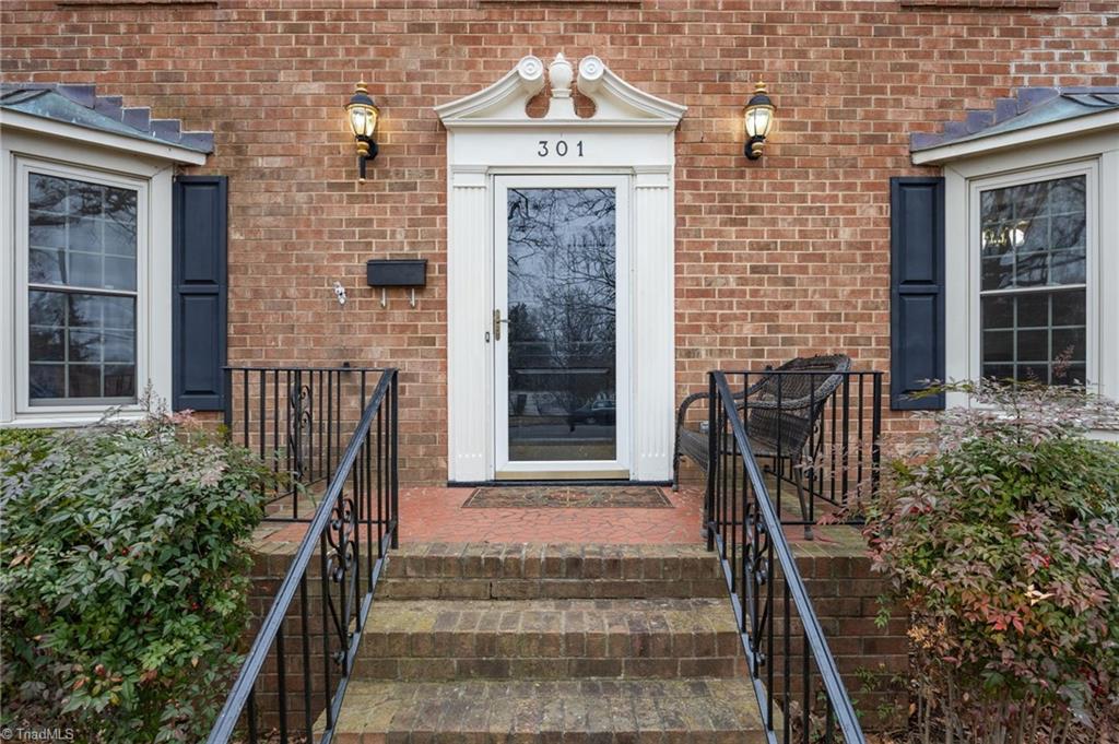 301 Jones Street Property Photo 3