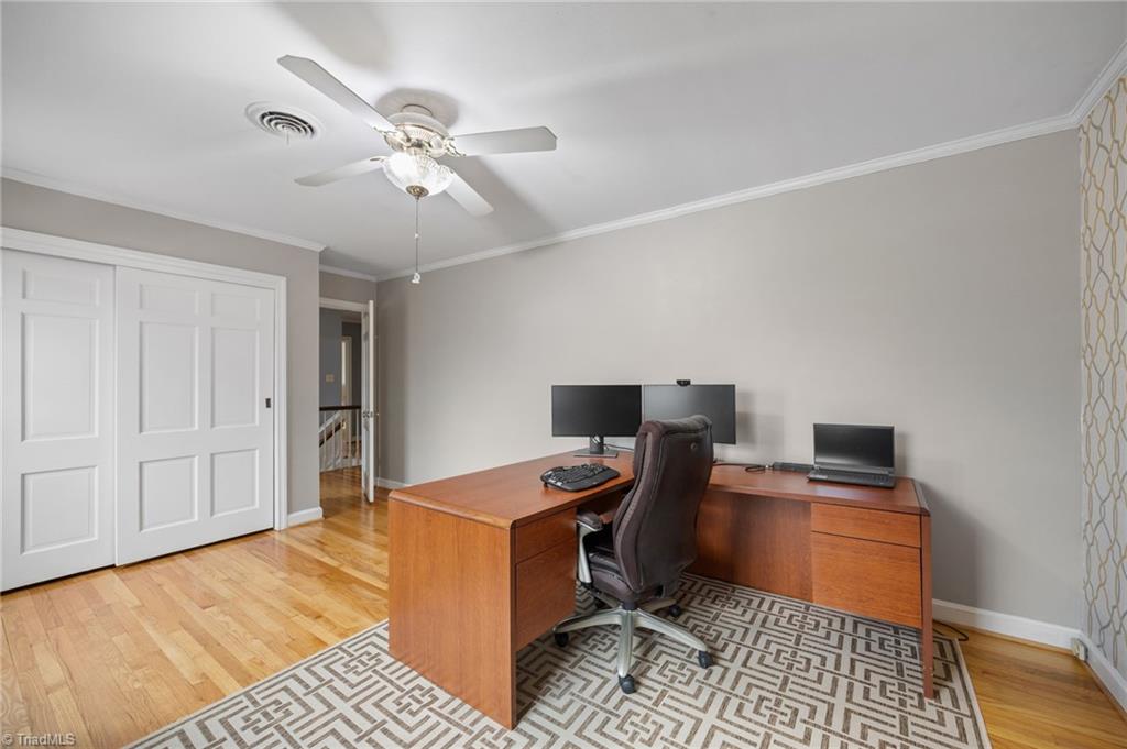 301 Jones Street Property Photo 33