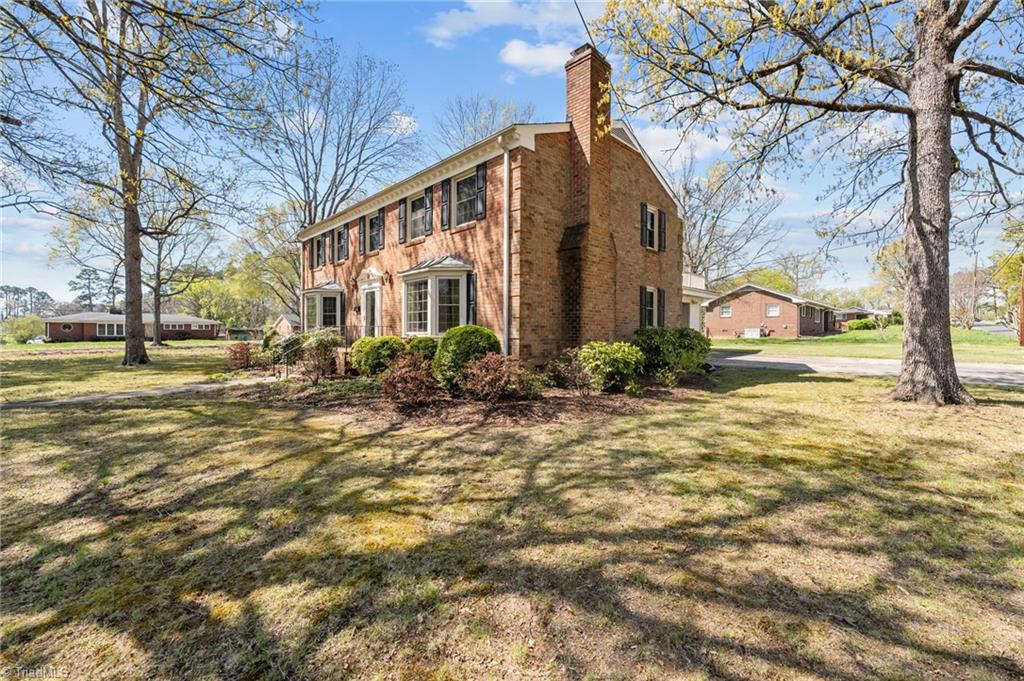 301 Jones Street Property Photo 43