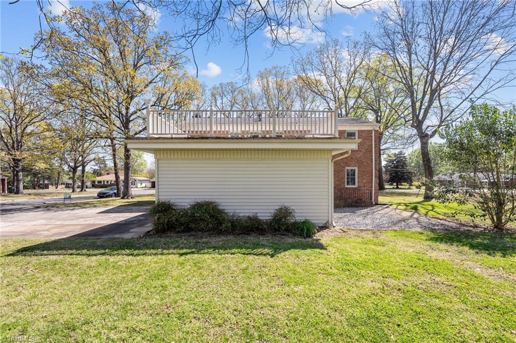 301 Jones Street Property Photo 45