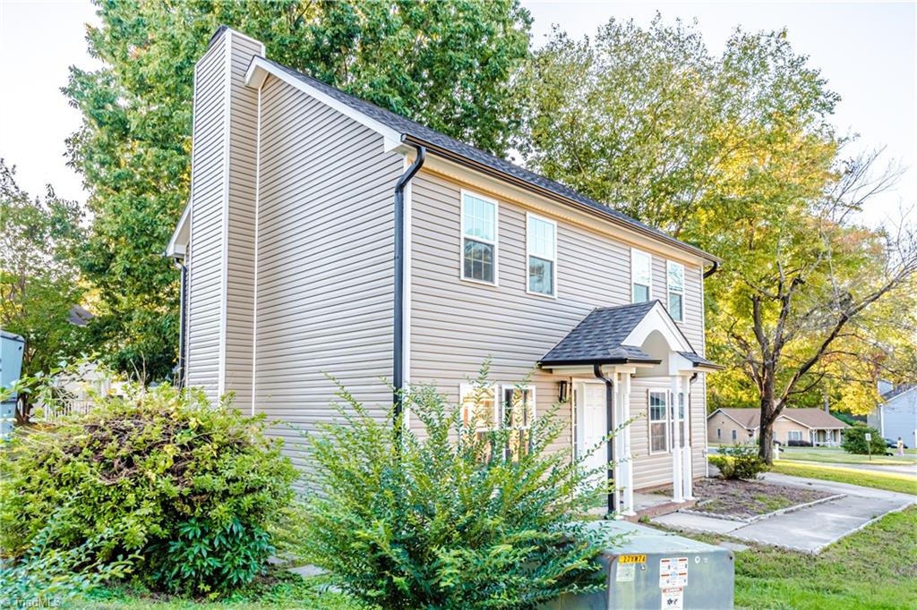 3 Ivyglen Court Property Photo 3