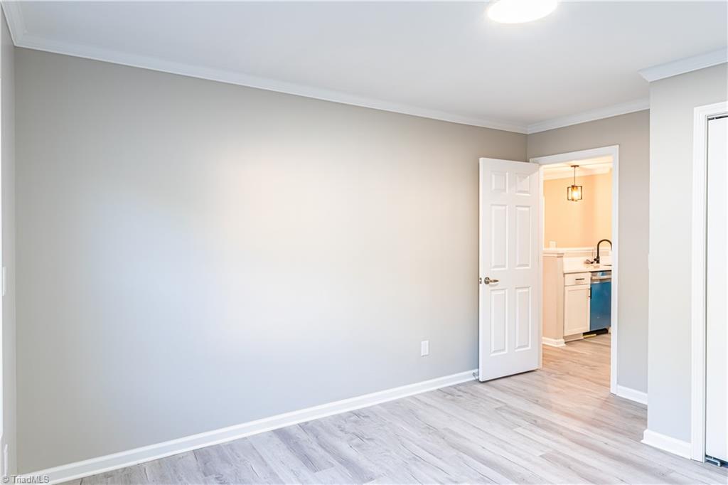 3 Ivyglen Court Property Photo 18