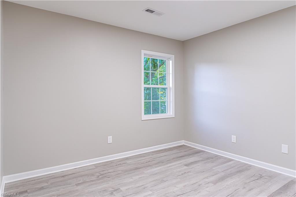 3 Ivyglen Court Property Photo 35