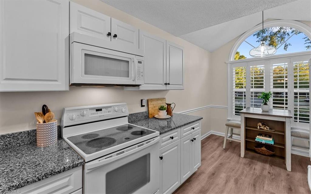 7 Shelburne Court Property Photo 12