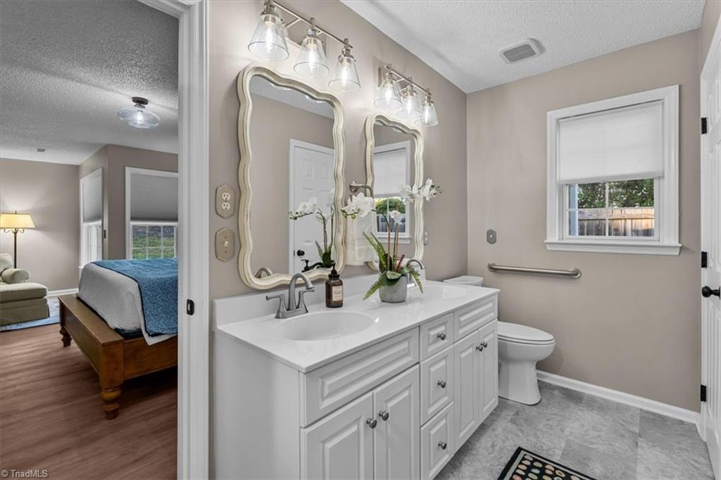 7 Shelburne Court Property Photo 20