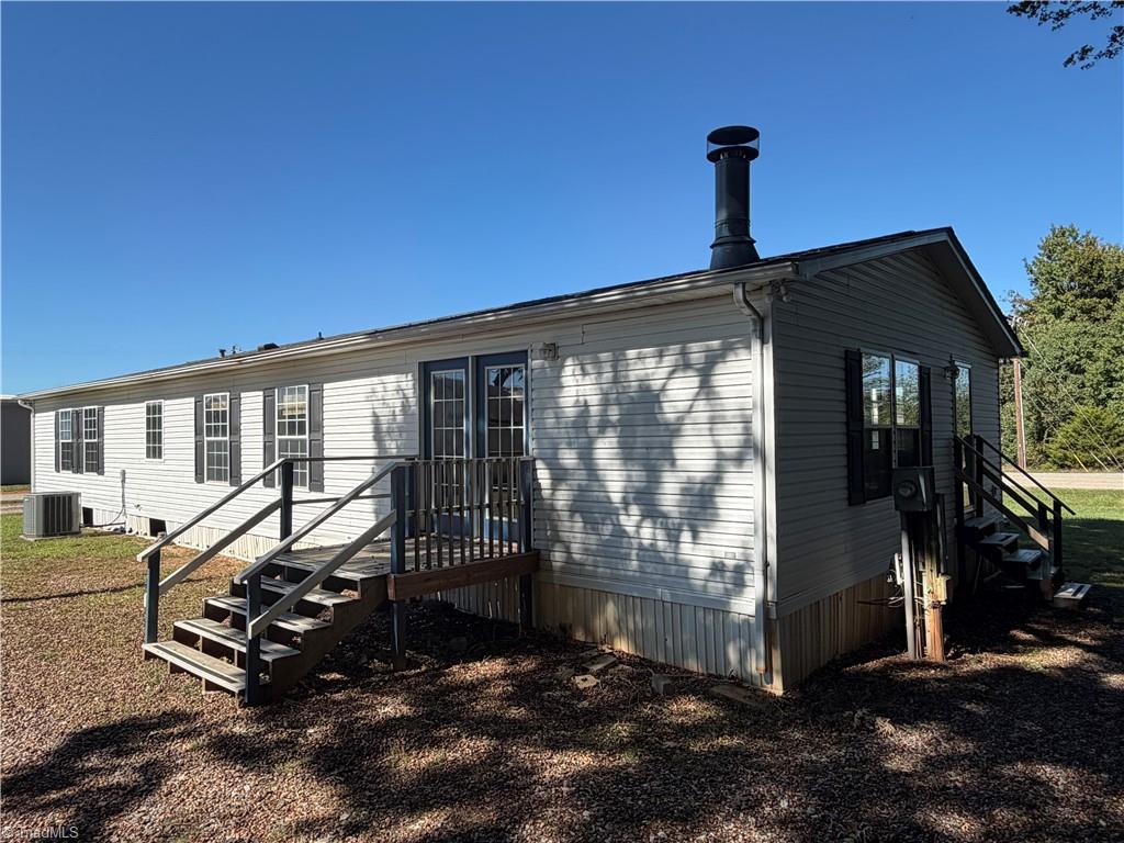 1506 Brookford Road Property Photo 3