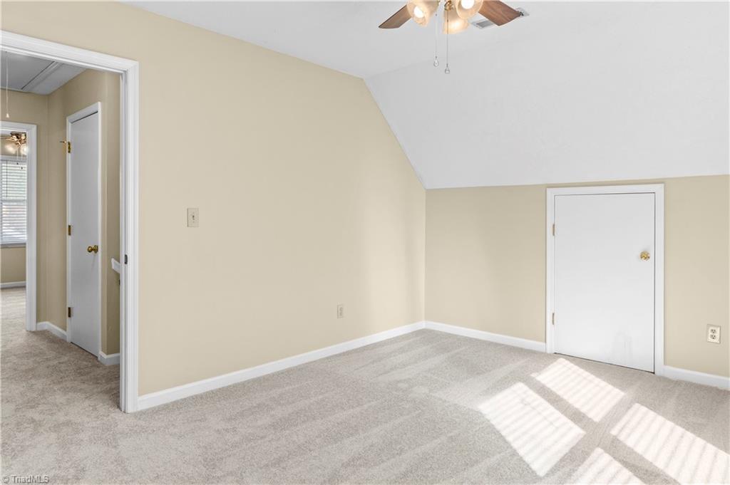 65 Carrisbrooke Lane Property Photo 20