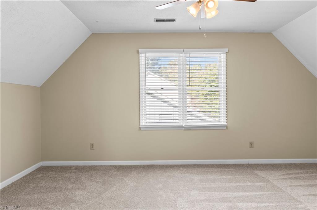 65 Carrisbrooke Lane Property Photo 22