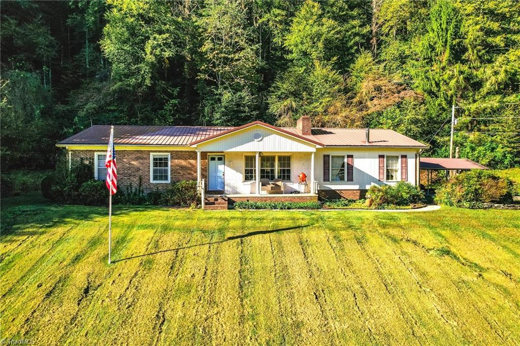 5521 Elk Creek Darby Road Property Photo 1