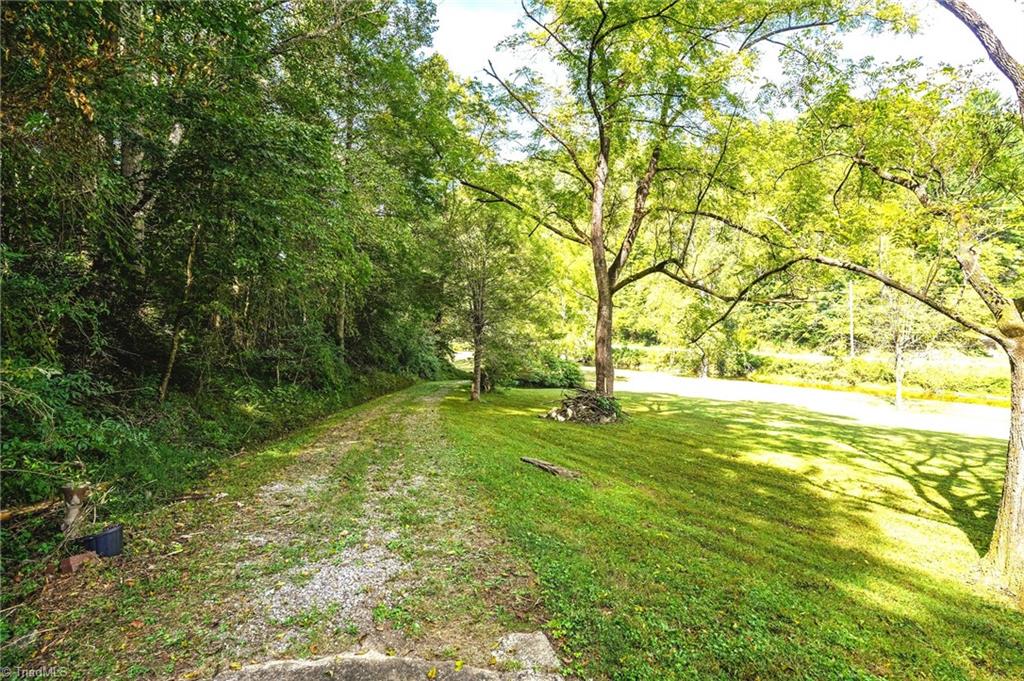 5521 Elk Creek Darby Road Property Photo 25