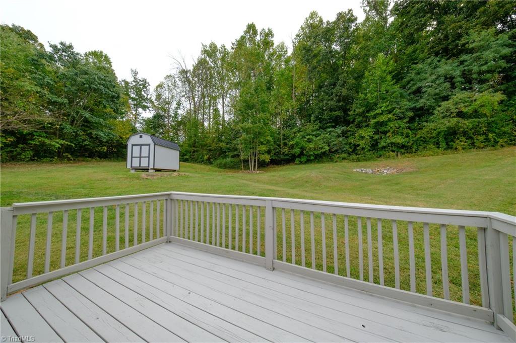 4302 Forest Manor Drive Property Photo 10