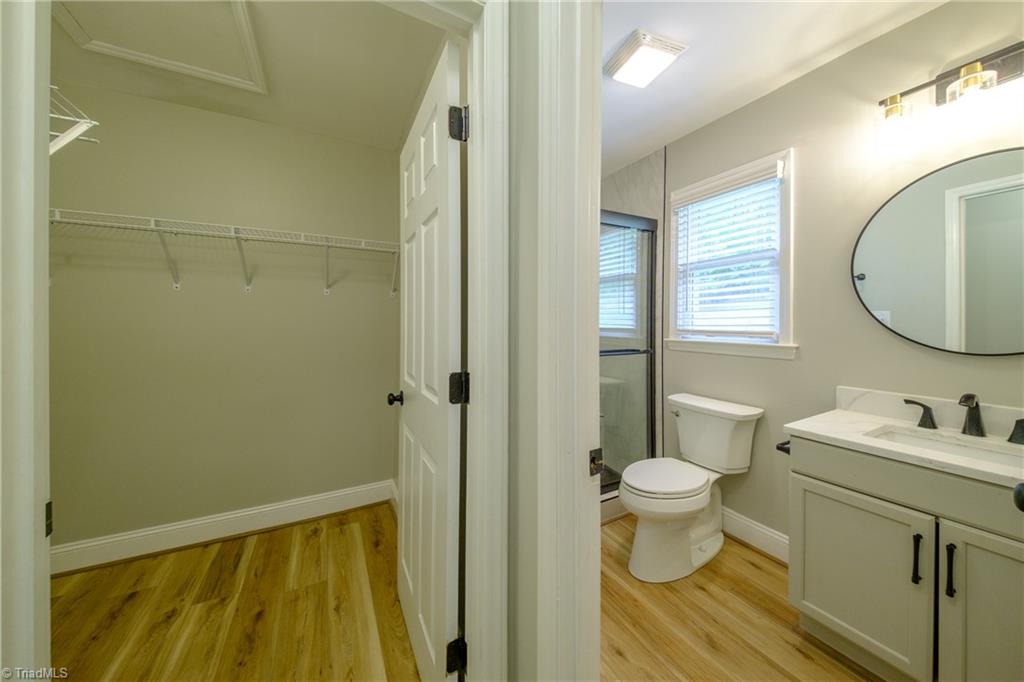 4302 Forest Manor Drive Property Photo 17