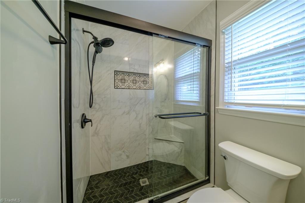 4302 Forest Manor Drive Property Photo 19