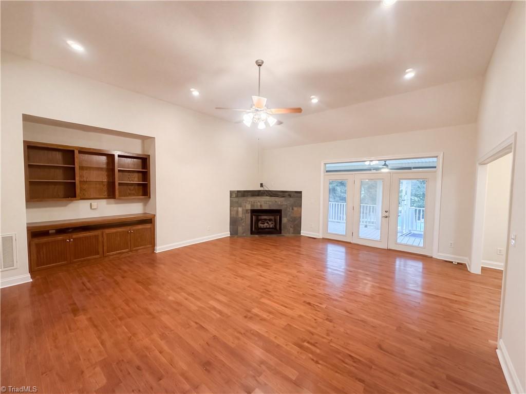 3943 Keller Court Property Photo 5