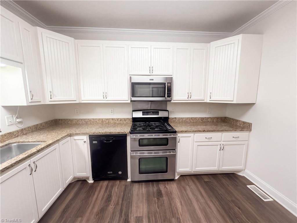 3943 Keller Court Property Photo 26