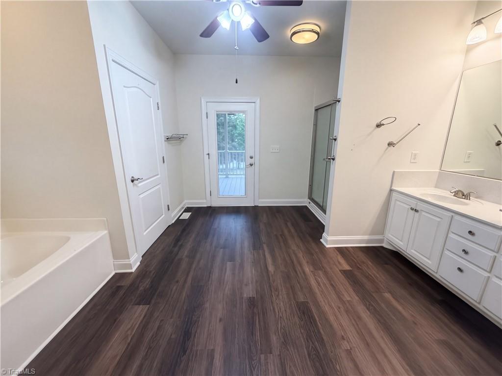3943 Keller Court Property Photo 29