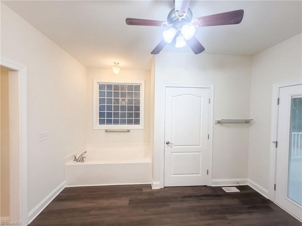 3943 Keller Court Property Photo 34