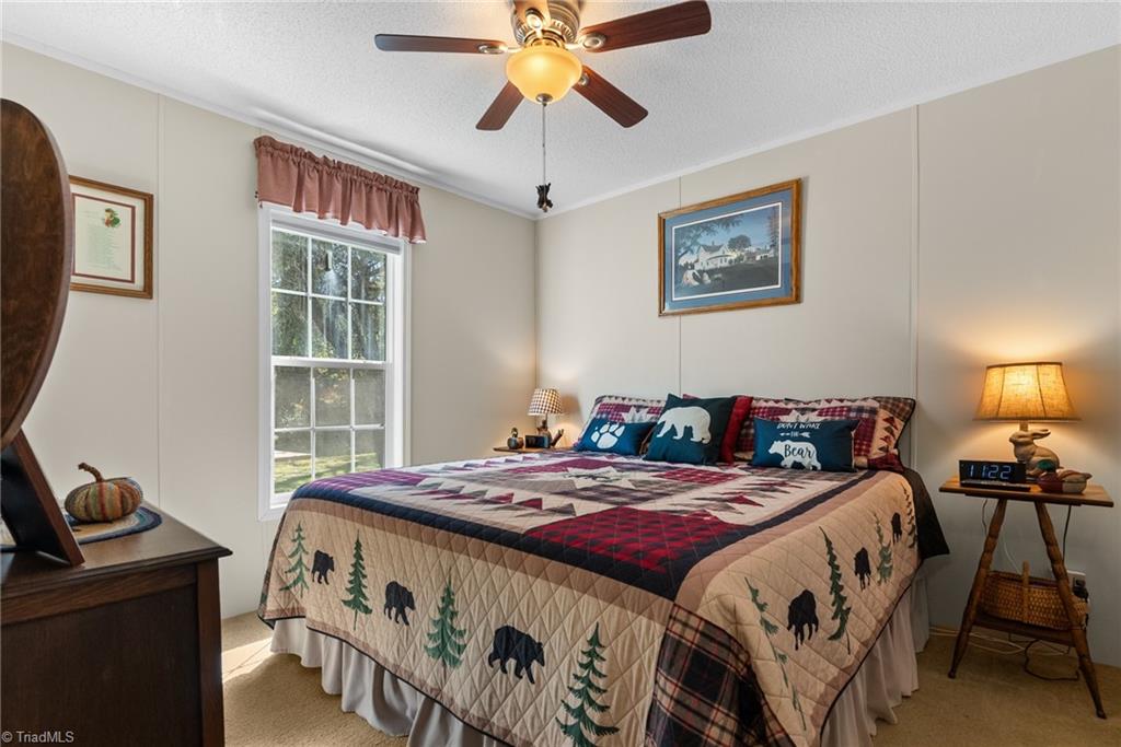 99 Lynn Lane Property Photo 12
