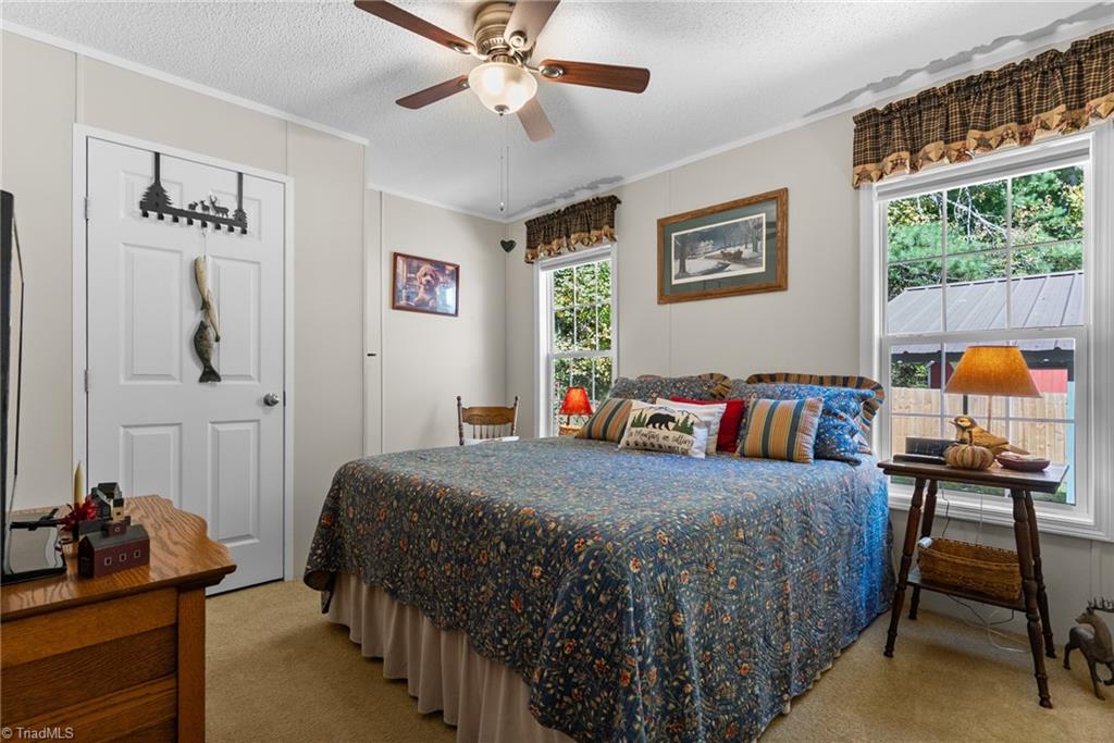 99 Lynn Lane Property Photo 14