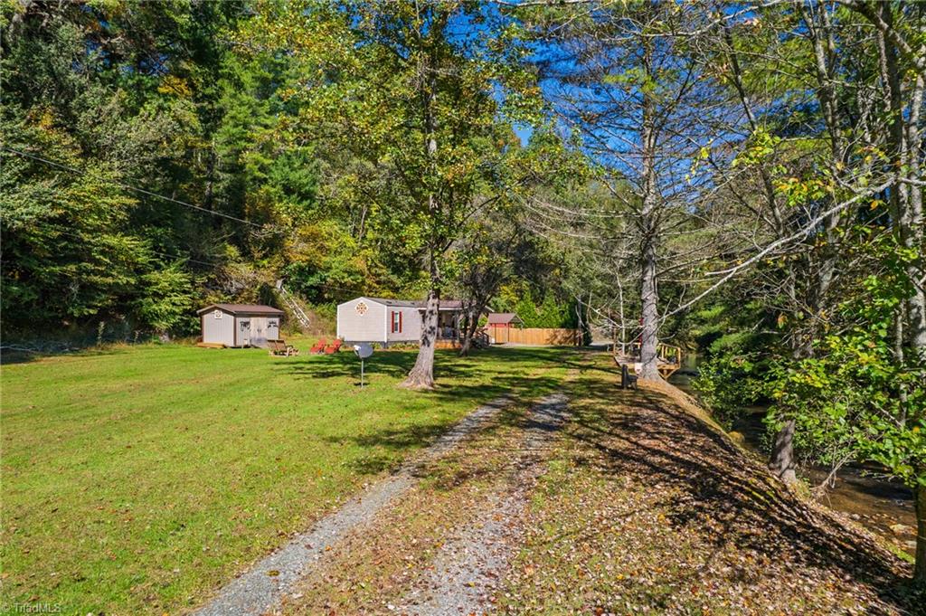 99 Lynn Lane Property Photo 17