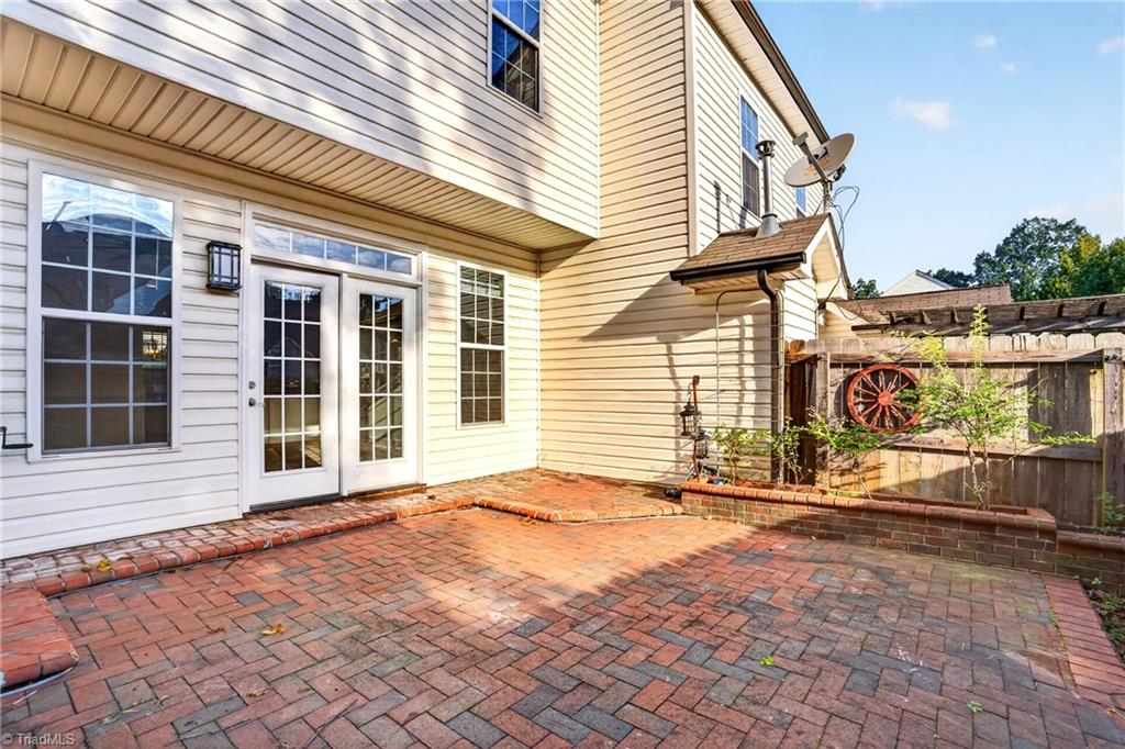 8 Nandina Drive Property Photo 22