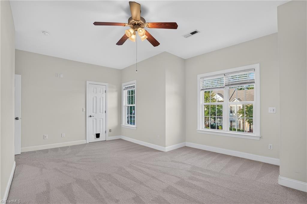 8 Nandina Drive Property Photo 28