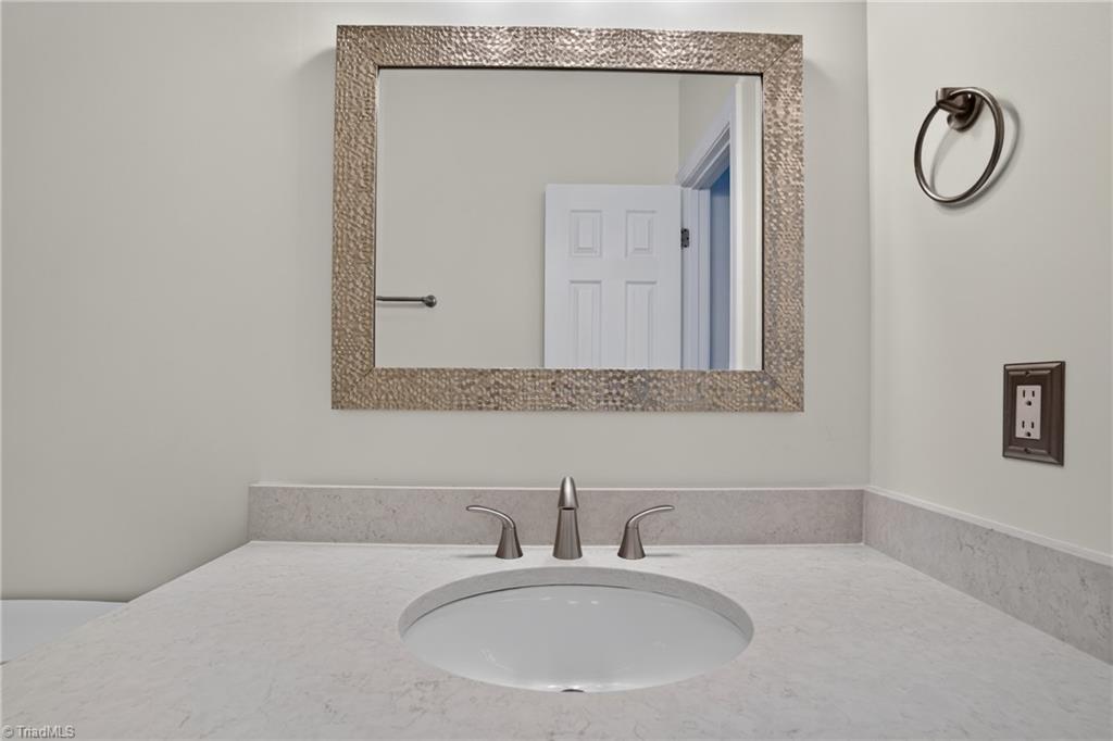 8 Nandina Drive Property Photo 30