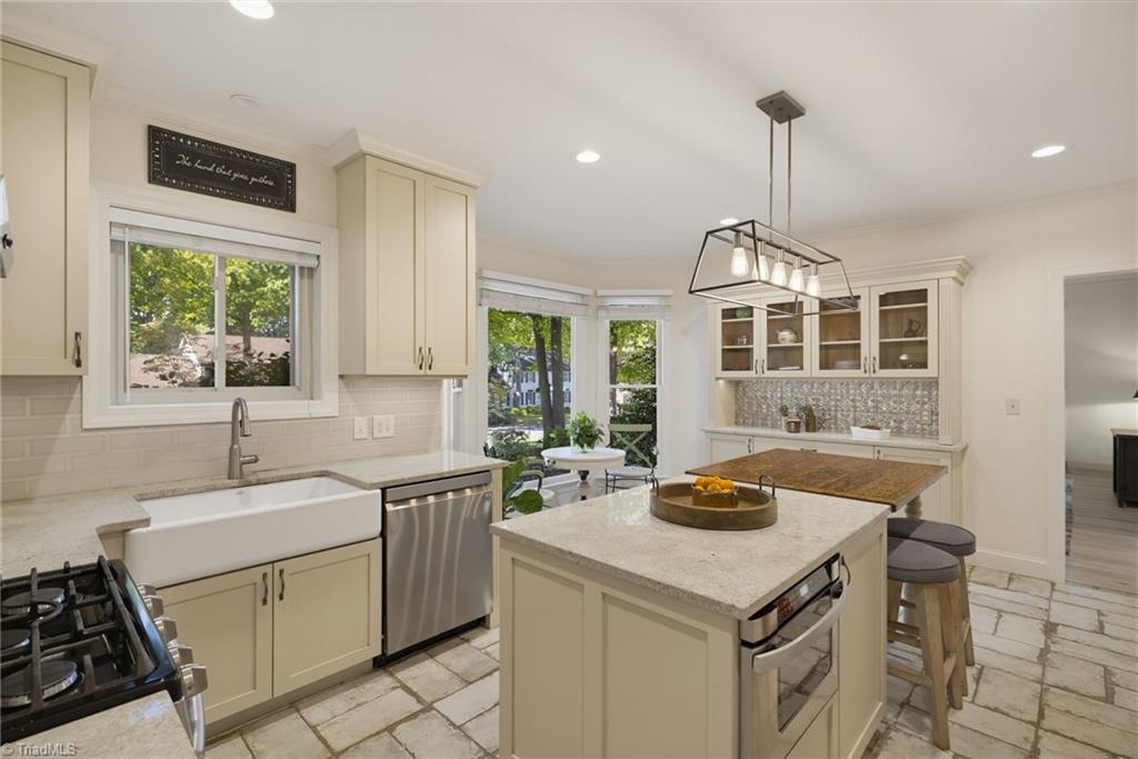 4607 Kenbridge Drive Property Photo 11