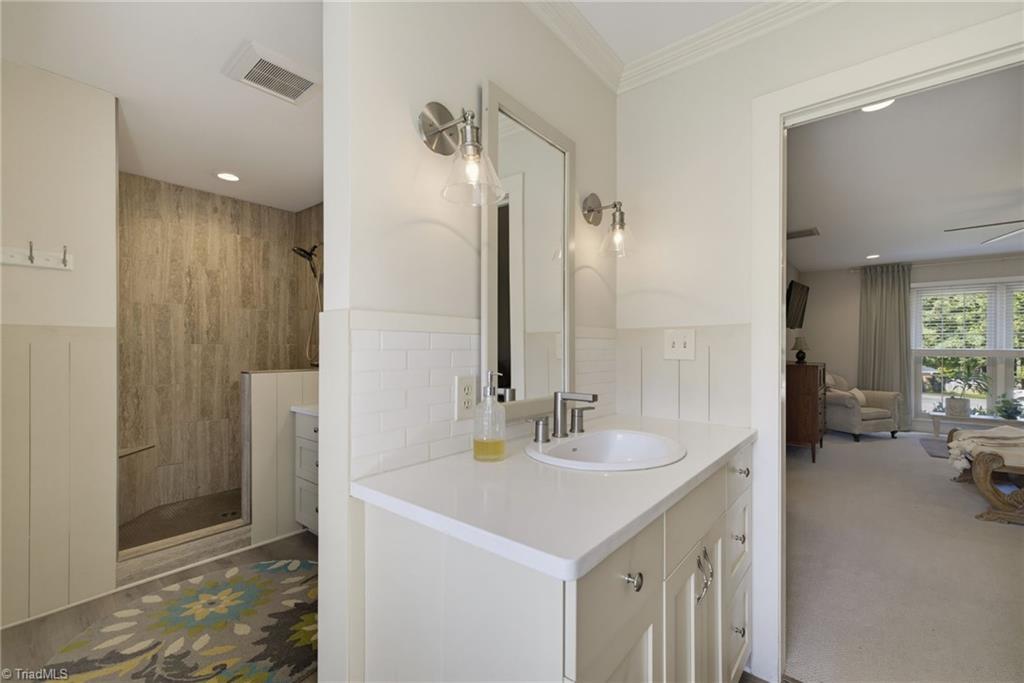 4607 Kenbridge Drive Property Photo 22