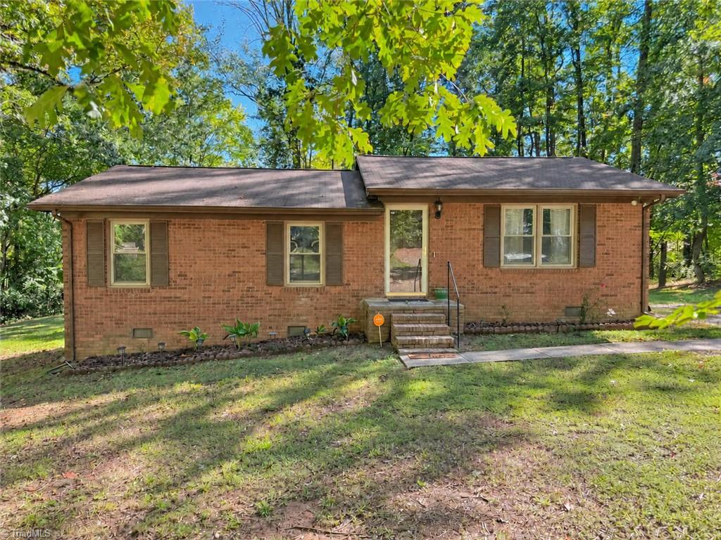 138 April Lane Property Photo 1
