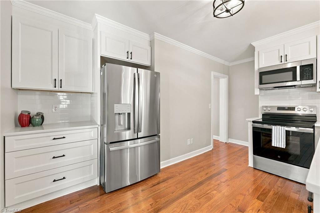 1007 Wellington Street Property Photo 5