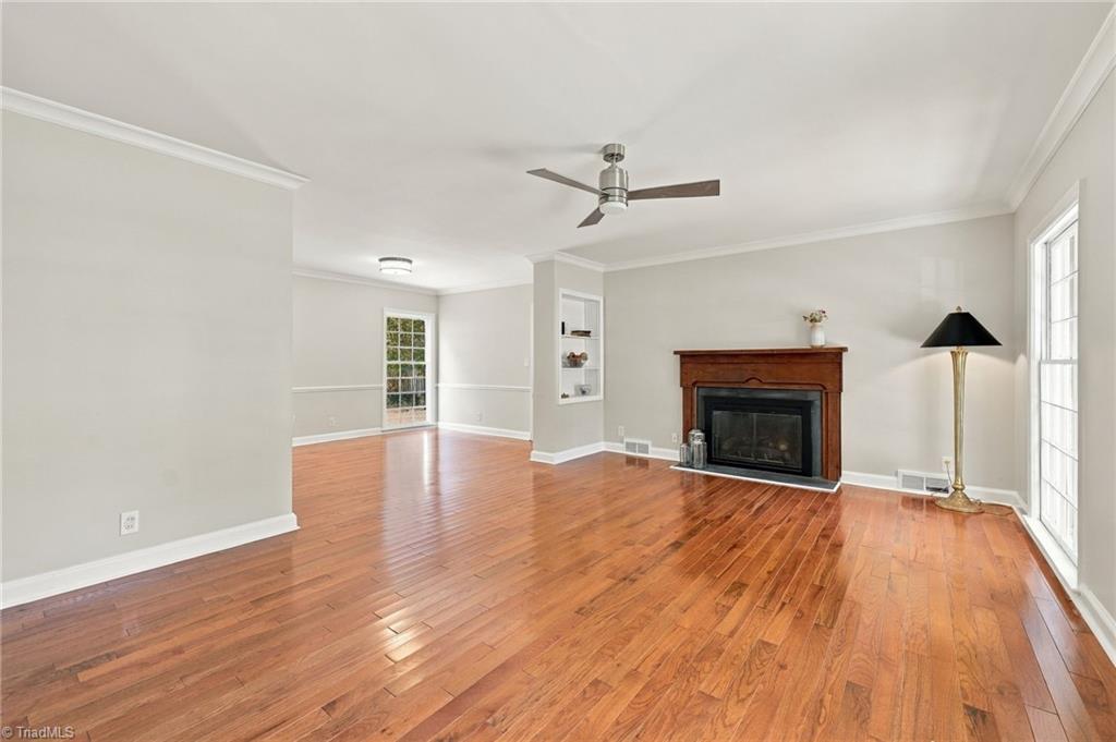 1007 Wellington Street Property Photo 7