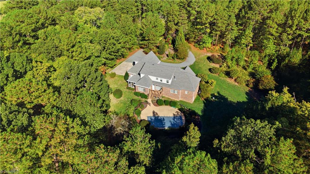 174 Carillon Drive Property Photo 1