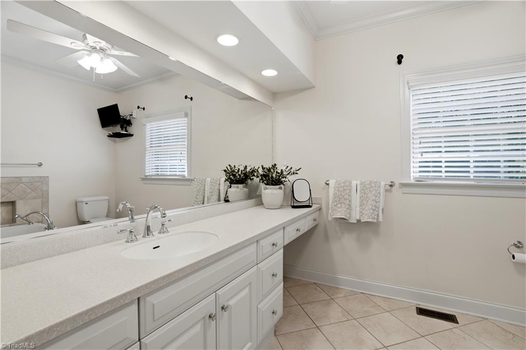 174 Carillon Drive Property Photo 26