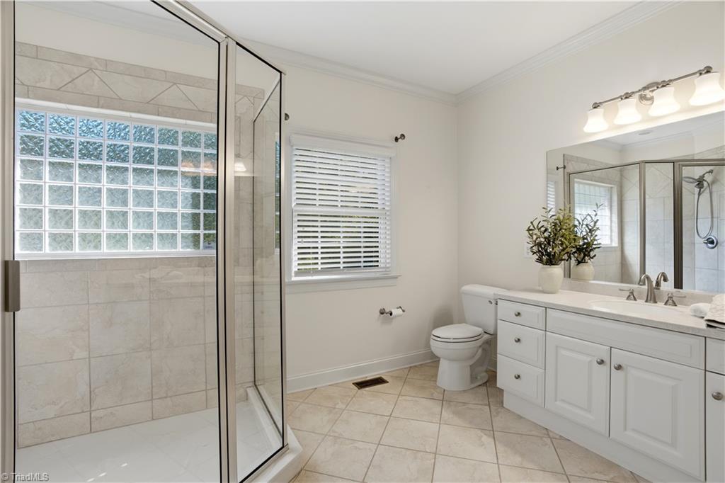 174 Carillon Drive Property Photo 28